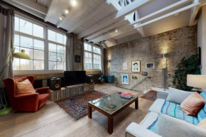 Stylish 2 bedroom 2 bathroom flat in Islington